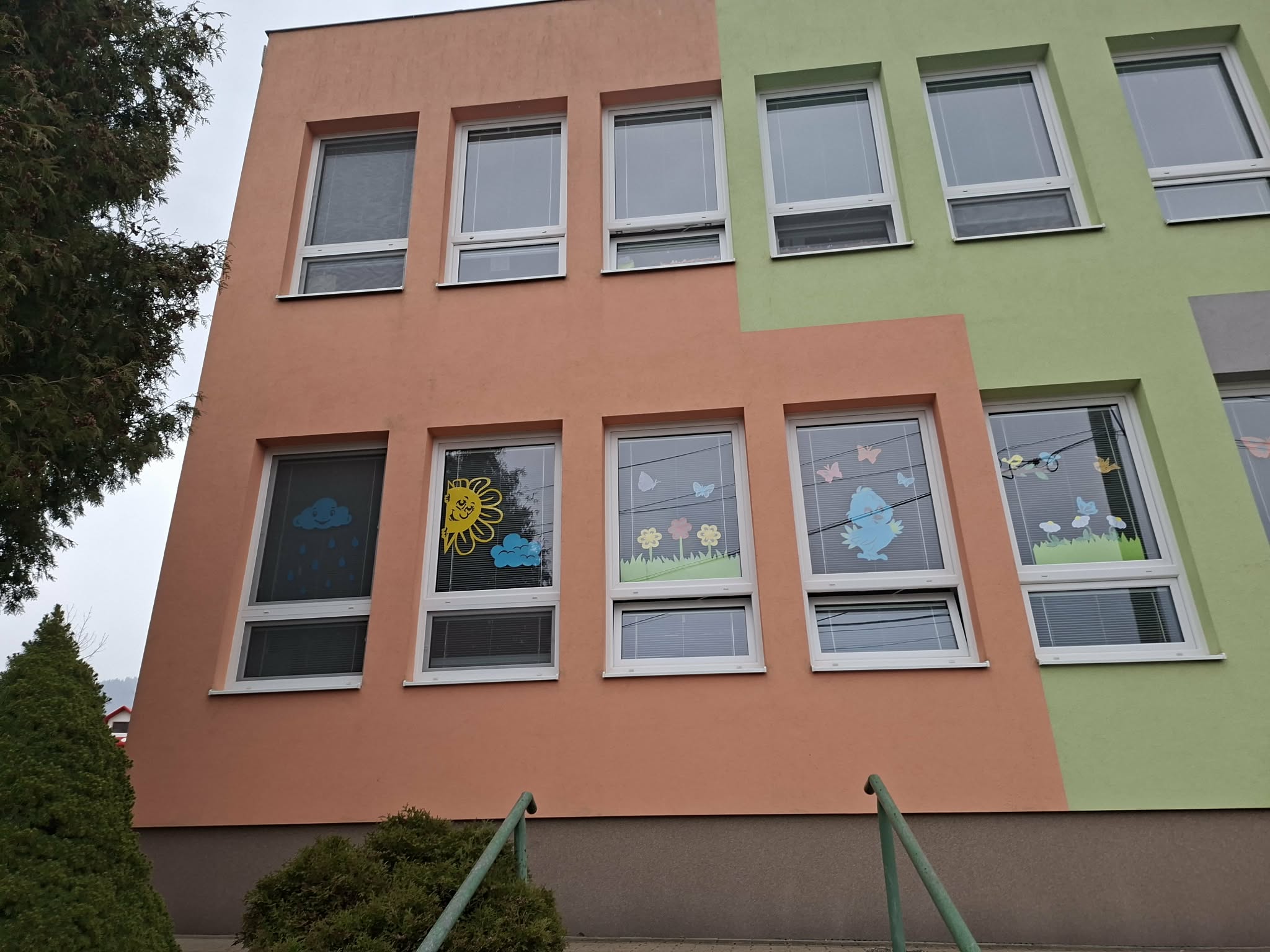 85819682-bd1c-47c2-9aed-c955d5c29221